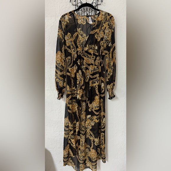 Live 4 Truth Dresses & Skirts - Live 4 Truth Black and Gold Long Sleeve Dress